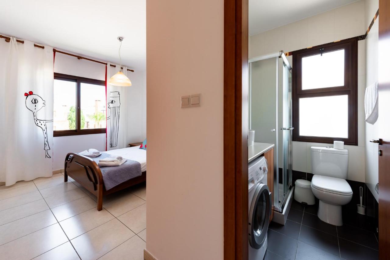 Sea Front Costa Blu By Ezoria Villas Ayia Napa Exterior foto
